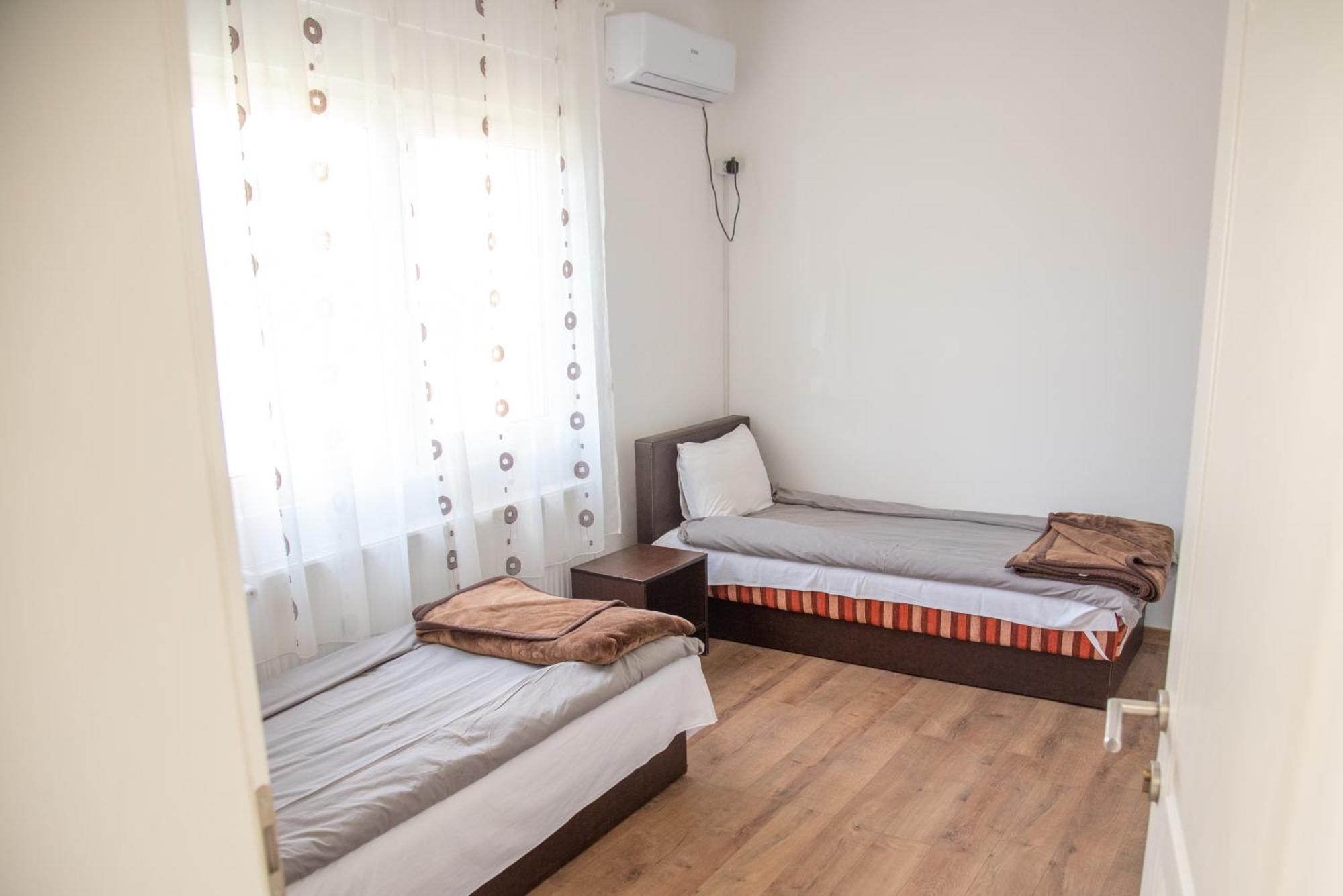 Apartments Kuca Aleksic Ni المظهر الخارجي الصورة