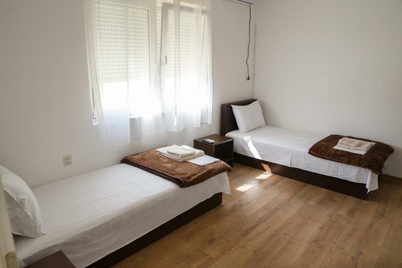 Apartments Kuca Aleksic Ni المظهر الخارجي الصورة